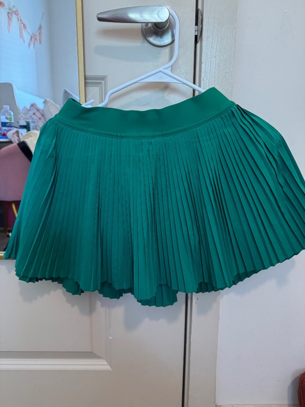 Lululemon pleated skirt